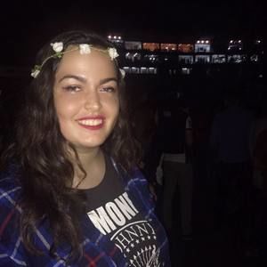 Meet your Posher, Marta